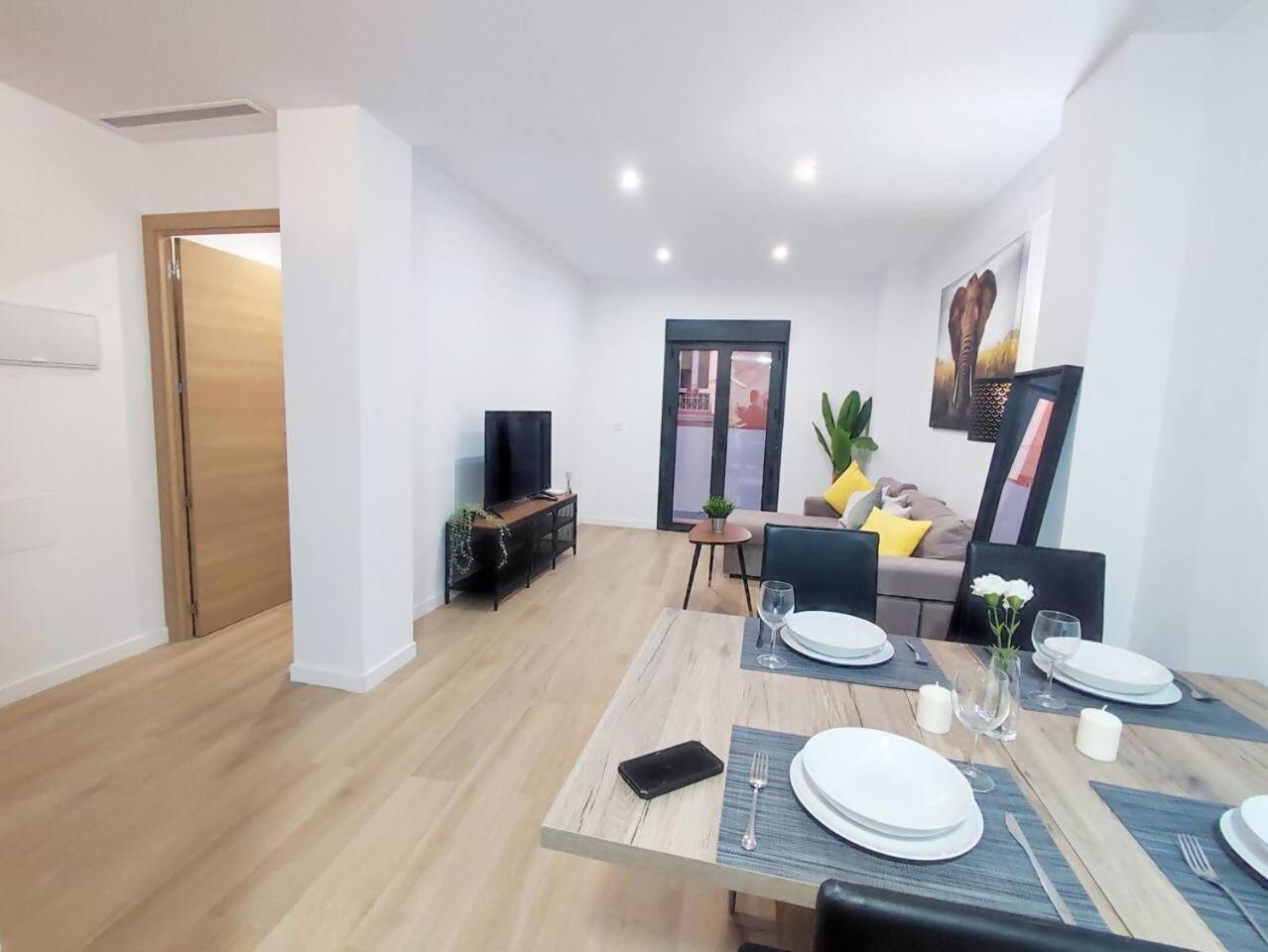 Ohana Home 2 Малага Экстерьер фото