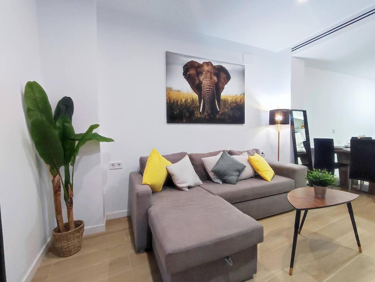 Ohana Home 2 Малага Экстерьер фото