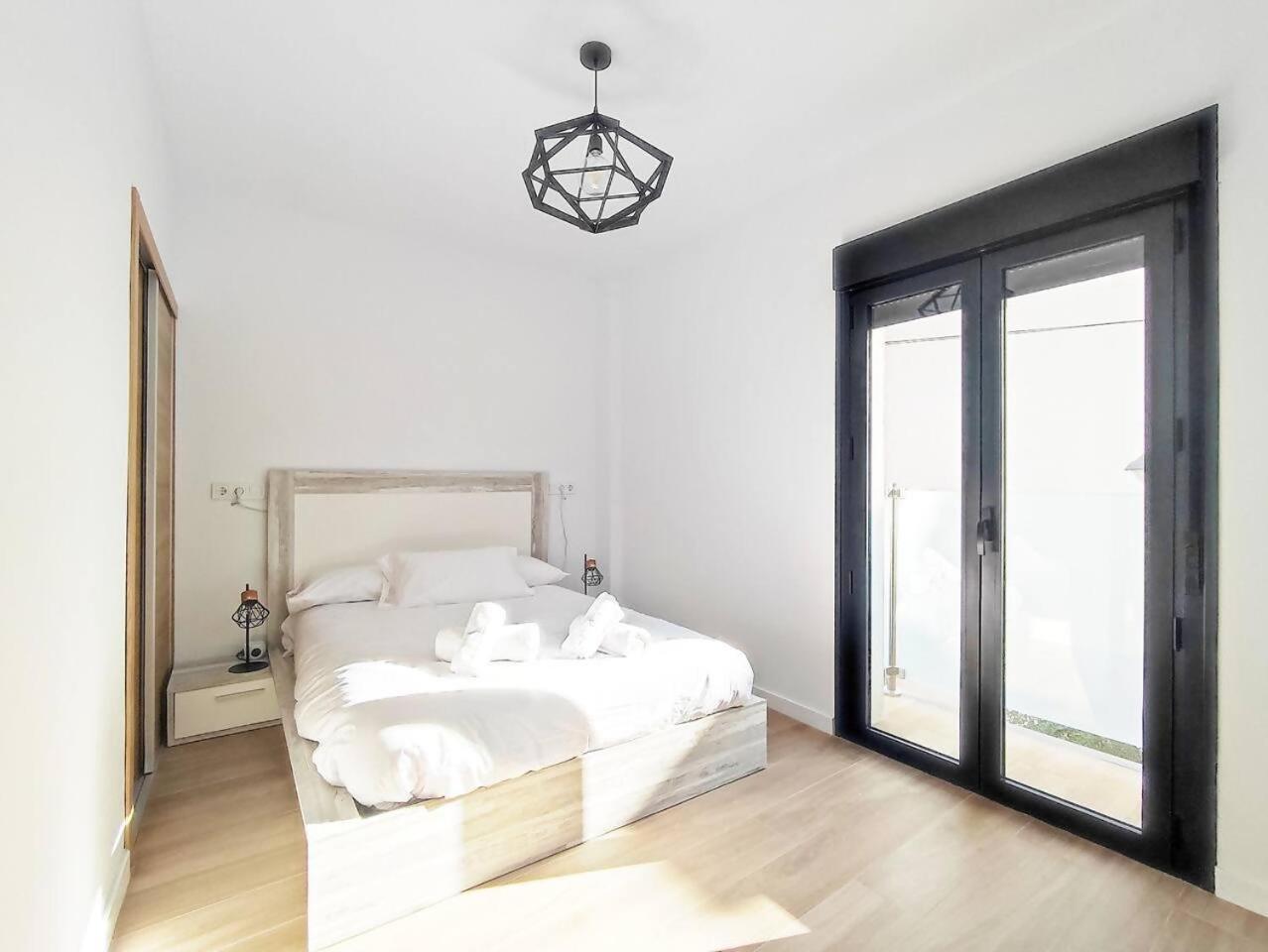 Ohana Home 2 Малага Экстерьер фото